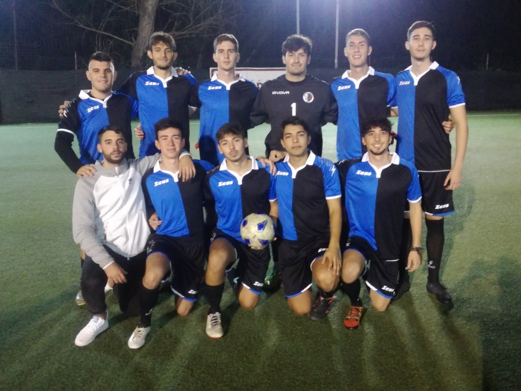 http://admin.papo10.it/uploads/teams/team_picture_VSRGGLNXDO92R5RG.jpg